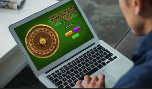 peran-cs-slot-online-dalam-menangani-keluhan-pemain